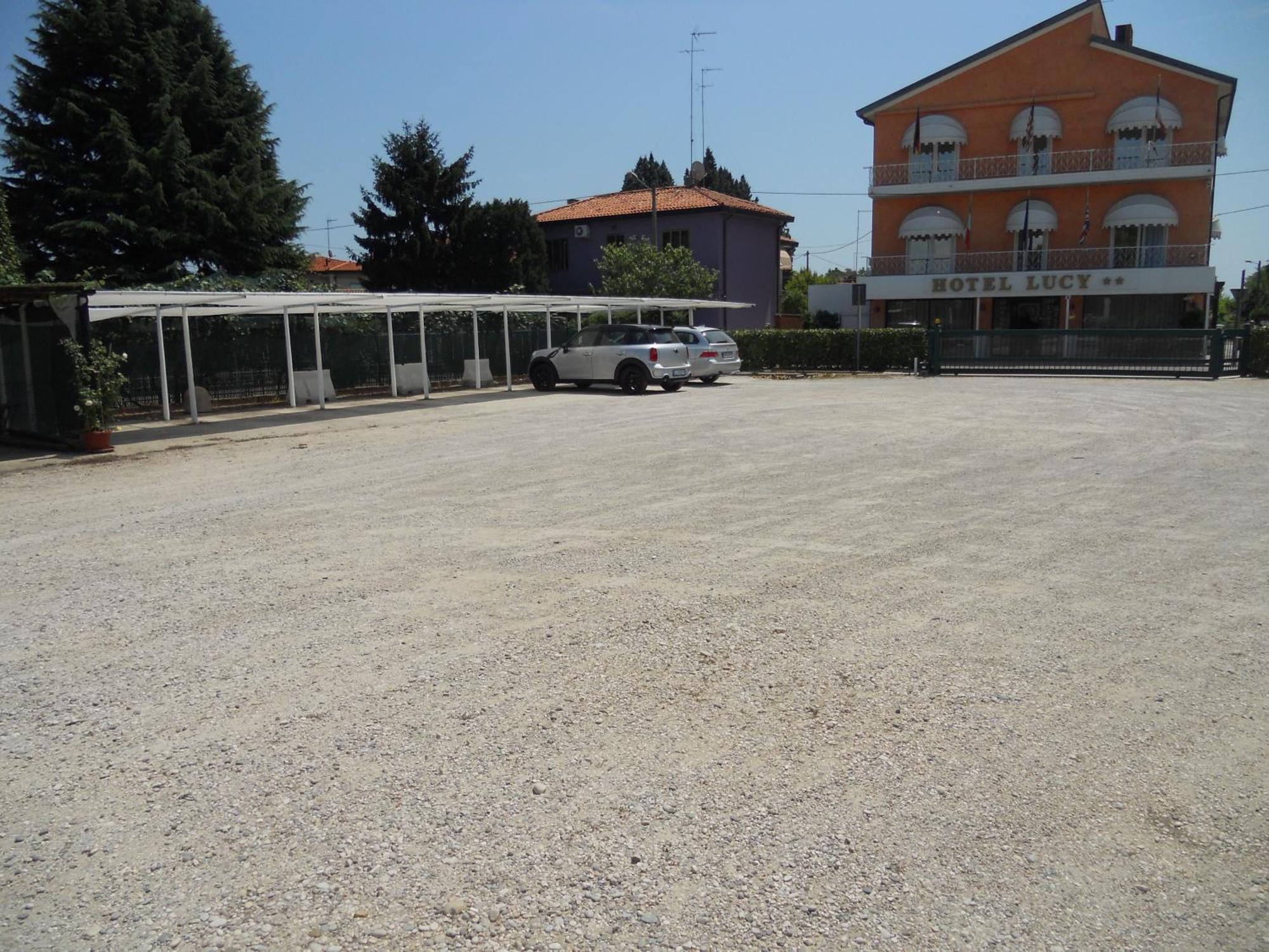 Hotel Lucy Campalto Exterior foto